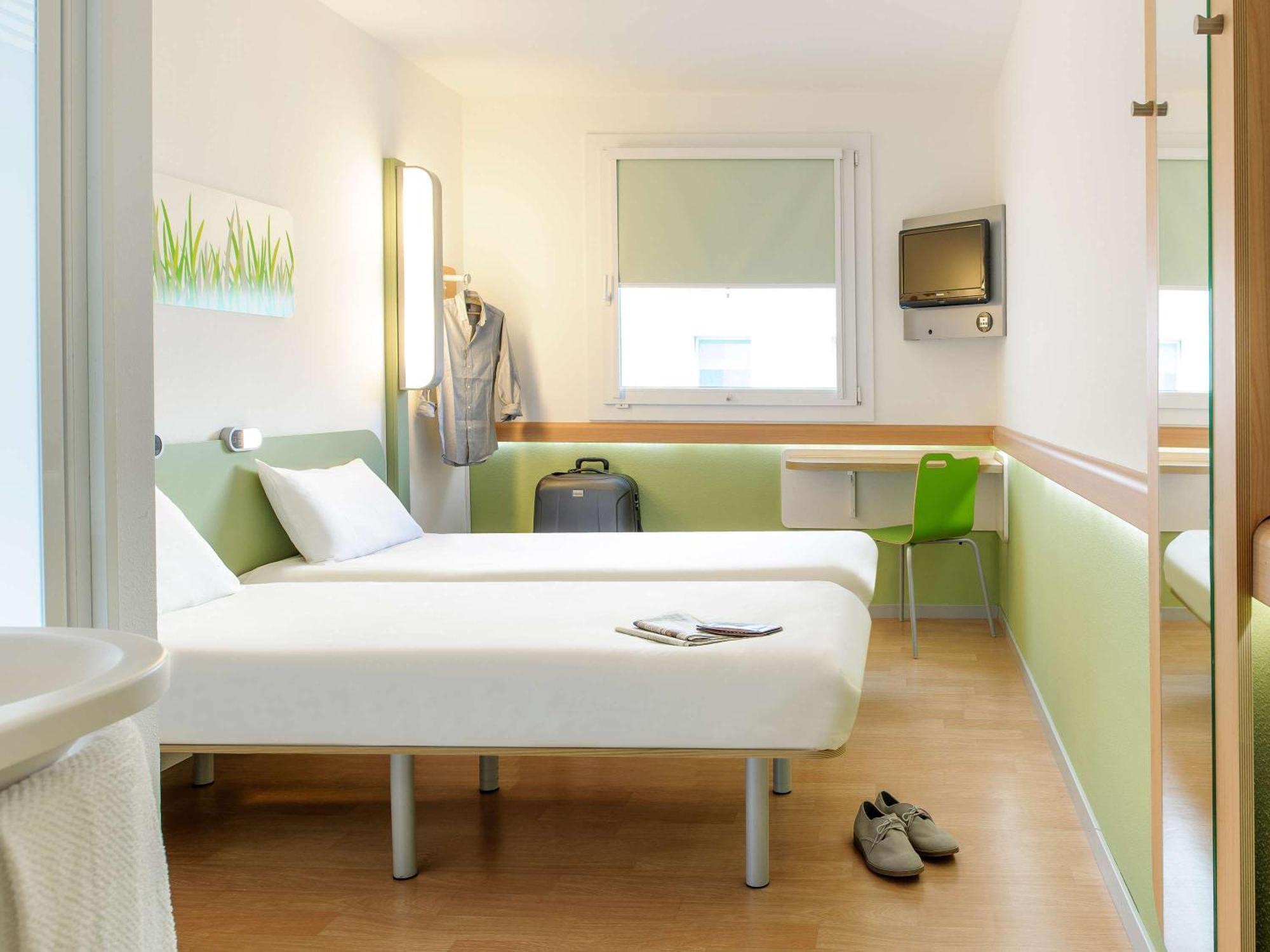 Ibis Budget Alicante Pension Sin Comedor Exterior foto